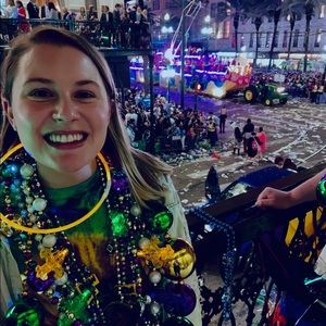 Meet your Posher, Corinne